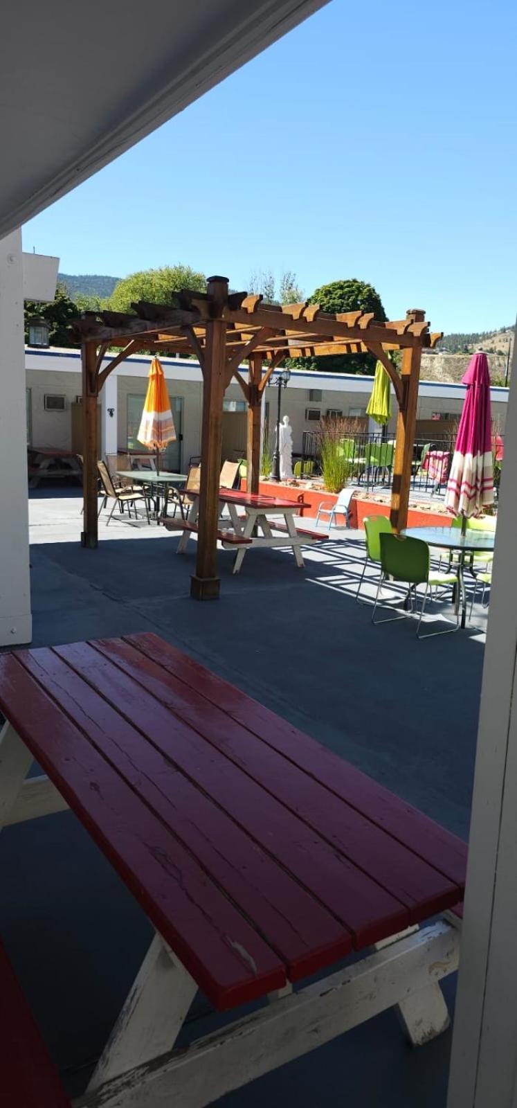 Riverside Motel Penticton Dış mekan fotoğraf